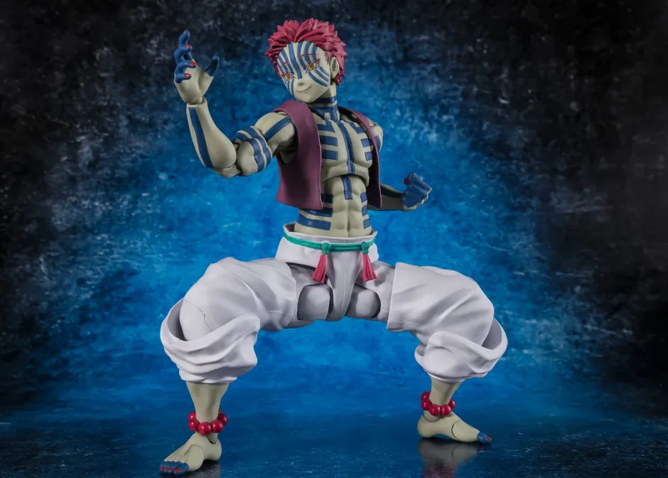 S.H.Figuarts Demon Slayer: Kimetsu no Yaiba Akaza Sale
