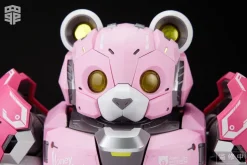 Plastic Models><noscript><img width=