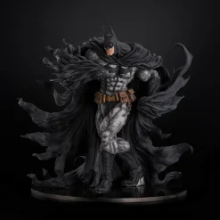 Sofbinal Batman: Hard Black Ver. Soft Vinyl Figure Hot