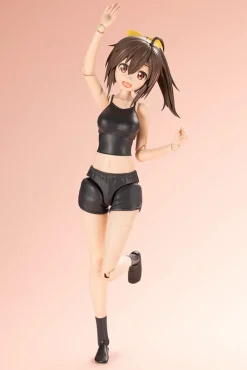 Plastic Models><noscript><img width=