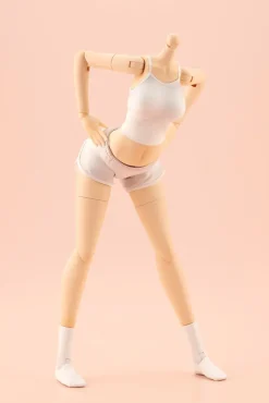 Plastic Models><noscript><img width=