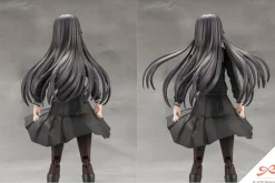 Plastic Models><noscript><img width=