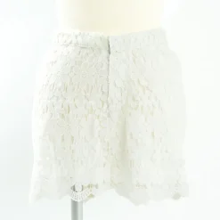 Bottoms>Swankiss Cotton Flower Shorts
