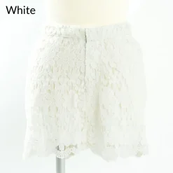 Bottoms>Swankiss Cotton Flower Shorts