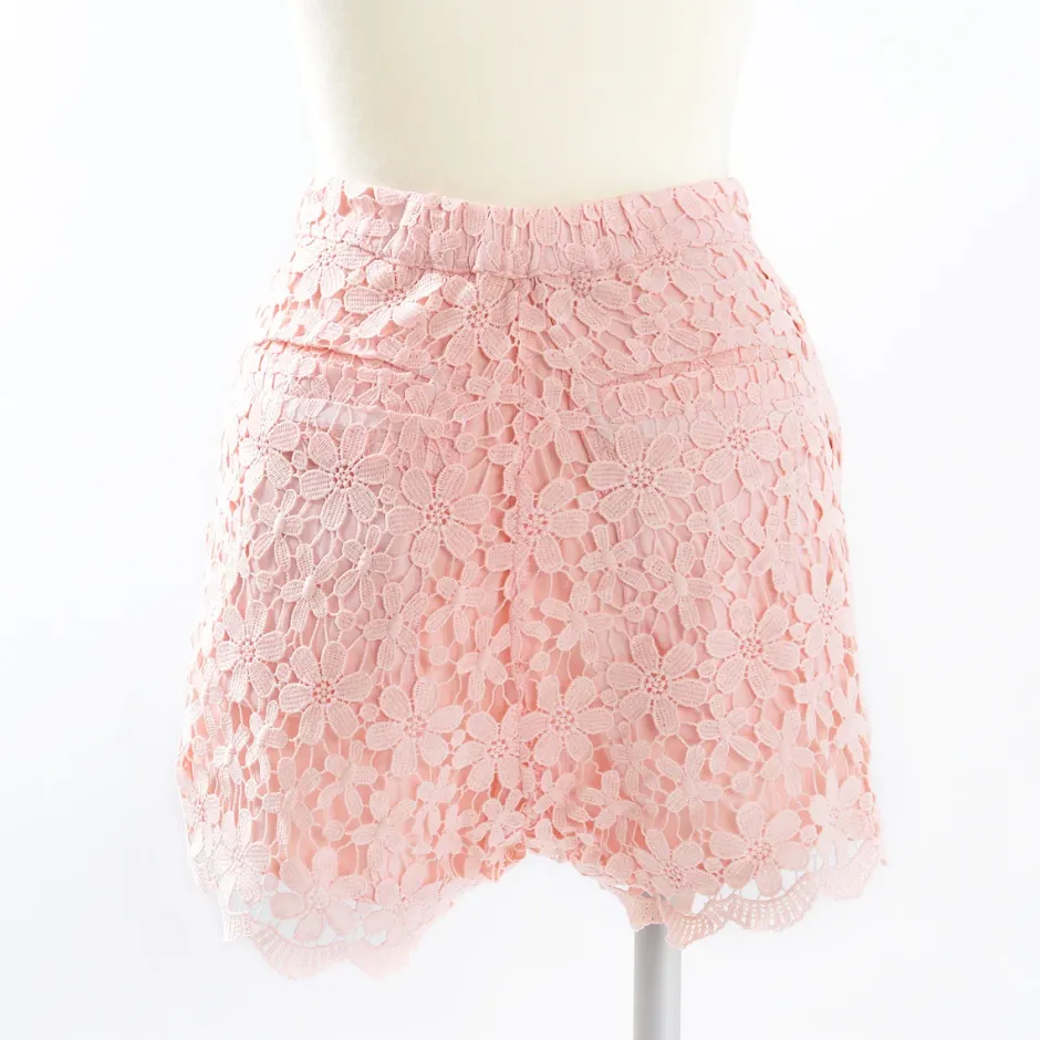 Bottoms>Swankiss Cotton Flower Shorts