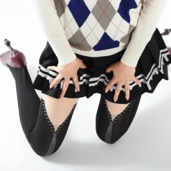 Footwear><noscript><img width=