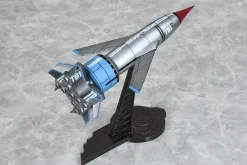 Plastic Models><noscript><img width=