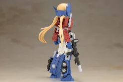 Plastic Models><noscript><img width=