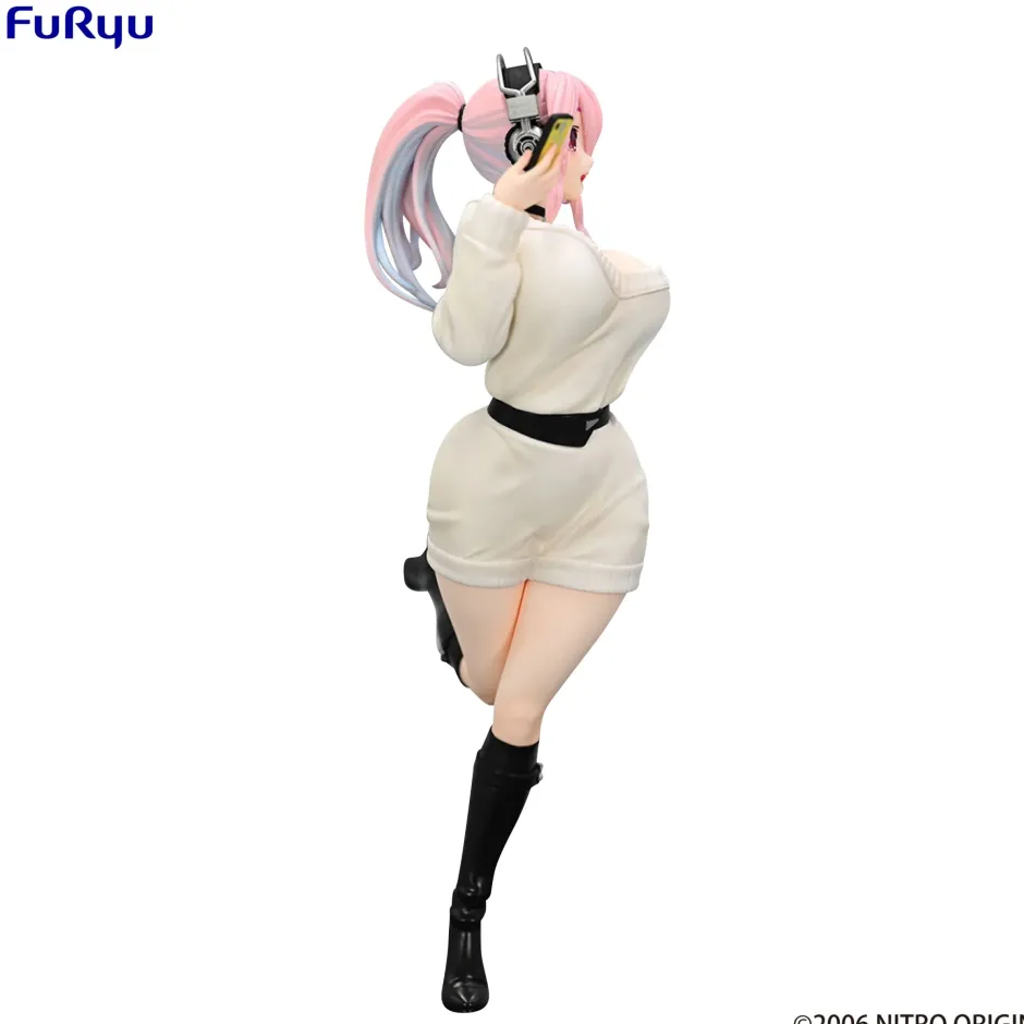 Bishoujo Figures>Trio-Try-iT Figure Super Sonico: Winter Memory Ver. (Re-run)