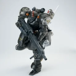 Plastic Models><noscript><img width=
