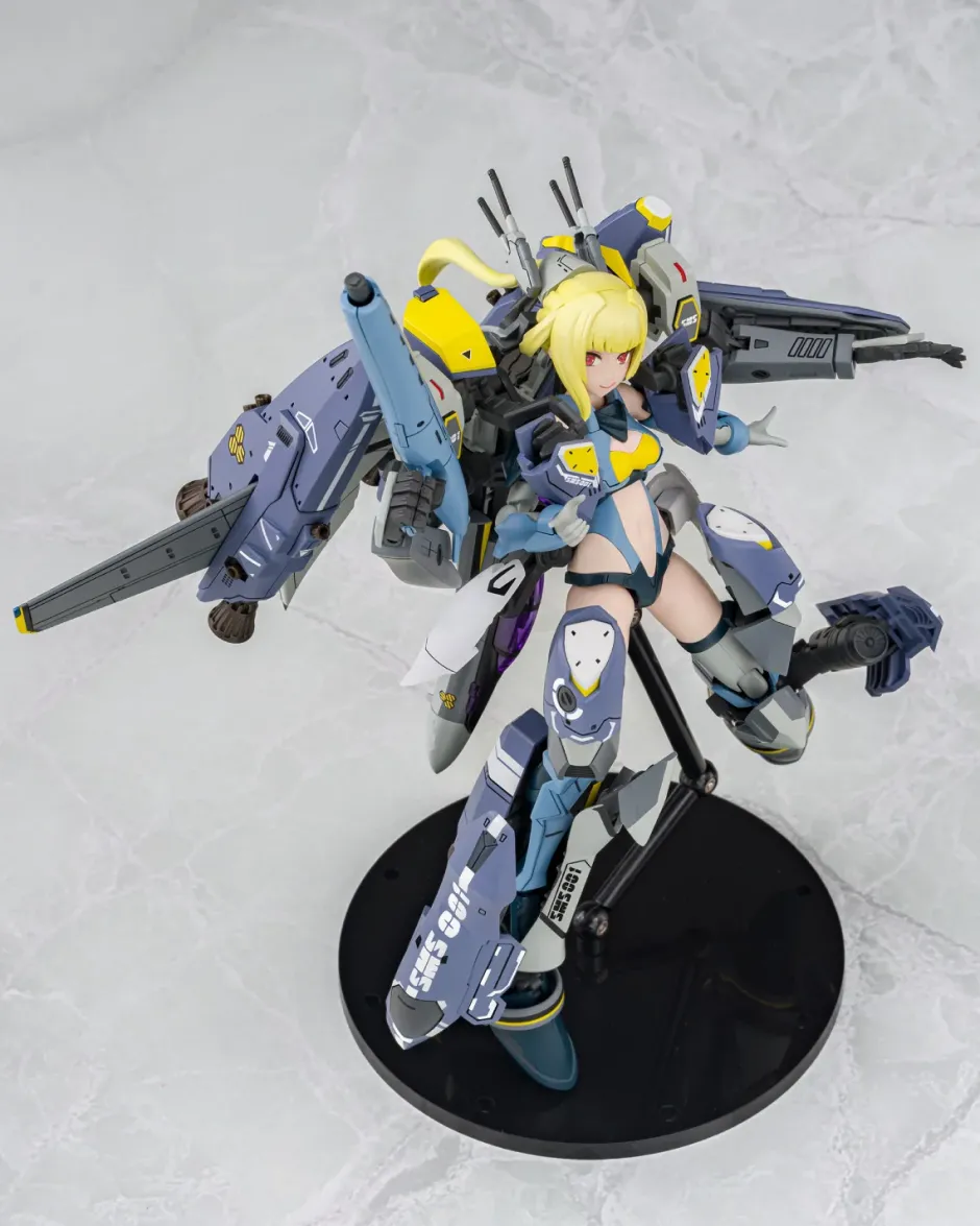 Plastic Models>Variable Fighter Girls Macross Frontier VF-25S Super Messiah
