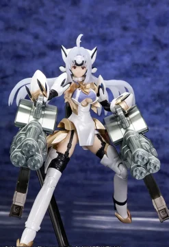 Plastic Models><noscript><img width=