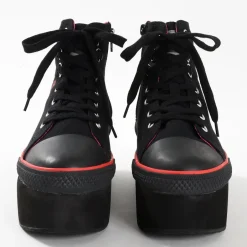 Footwear><noscript><img width=