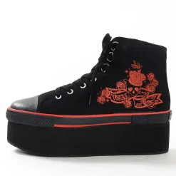 Footwear><noscript><img width=