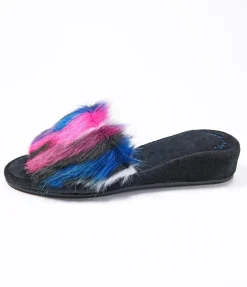Footwear><noscript><img width=